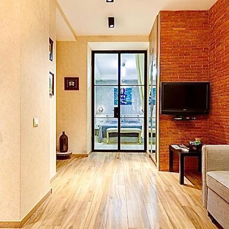 Very Center Of The Old City-Stylish Apartment Tbilisi Zewnętrze zdjęcie
